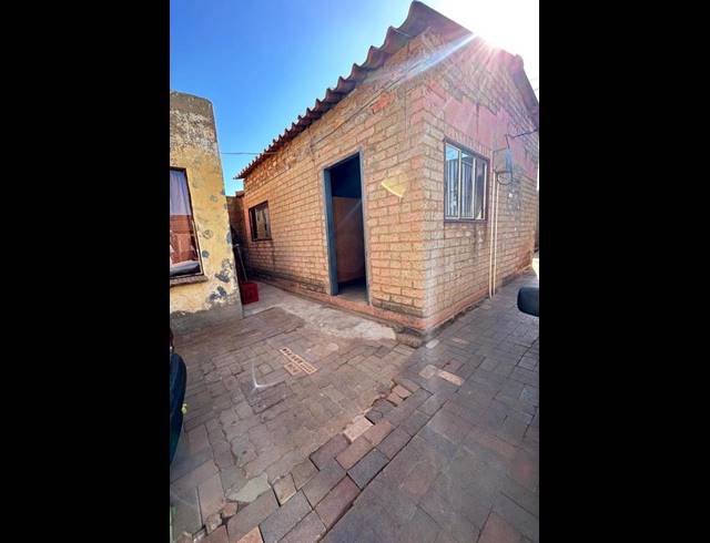 0 BEDROOM HOUSE FOR SALE IN BRAM FISCHERVILLE